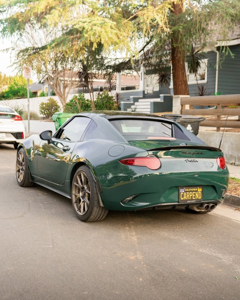 Gloss British Racing Green - Aura Vinyl