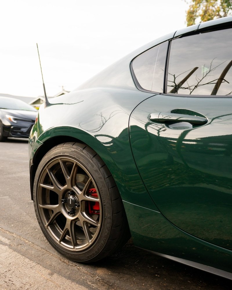 Gloss British Racing Green - Aura Vinyl