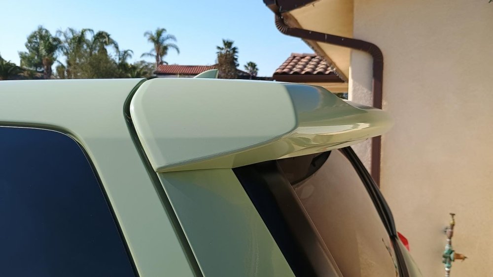 Gloss Khaki Green - Aura Vinyl